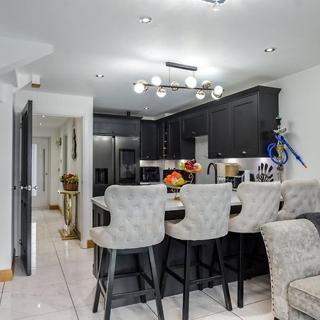 Luxurious 4 Bedroom House Liverpool Eksteriør billede